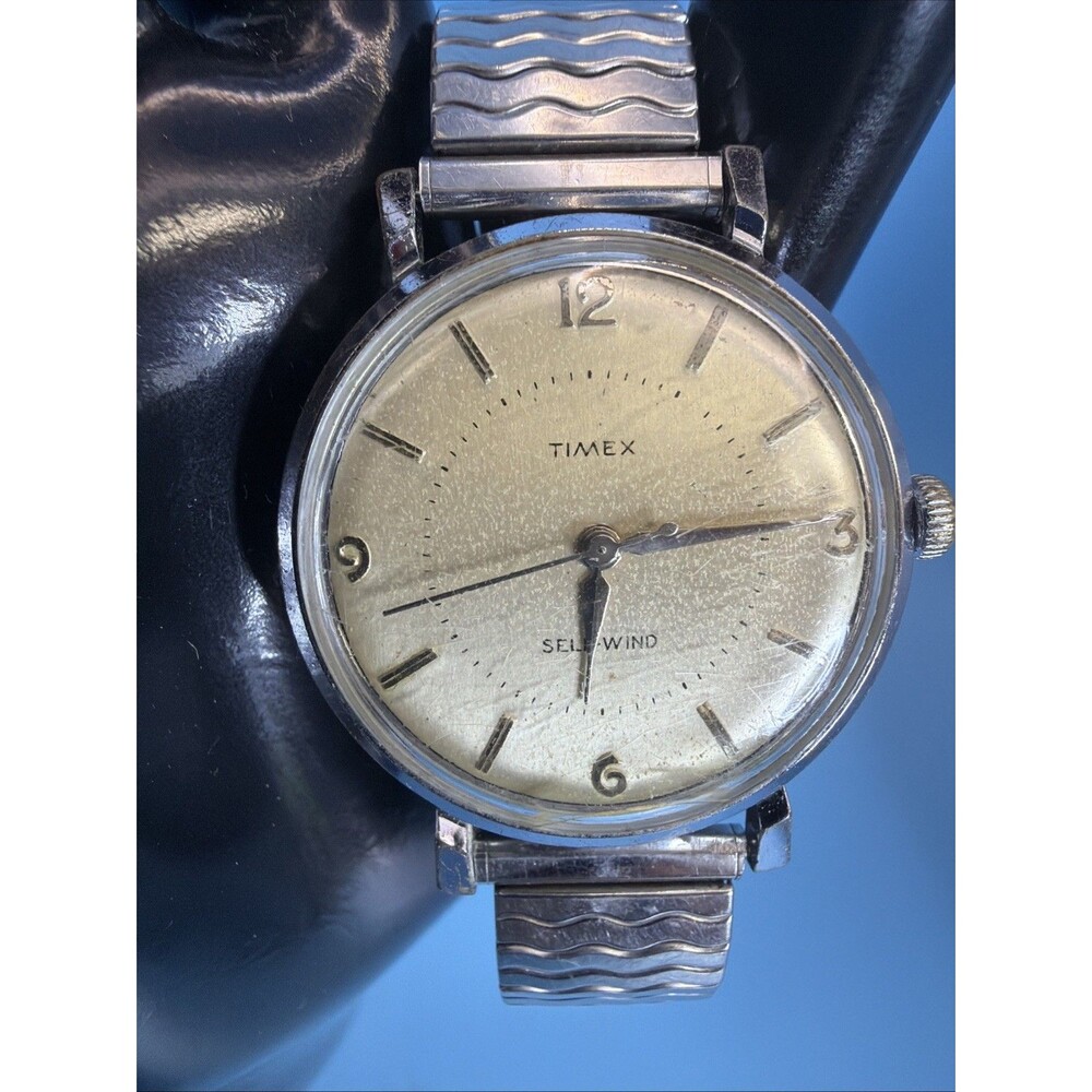 Timex Self Winding Men's Vintage Mid 60's Wristwatch Runs Great